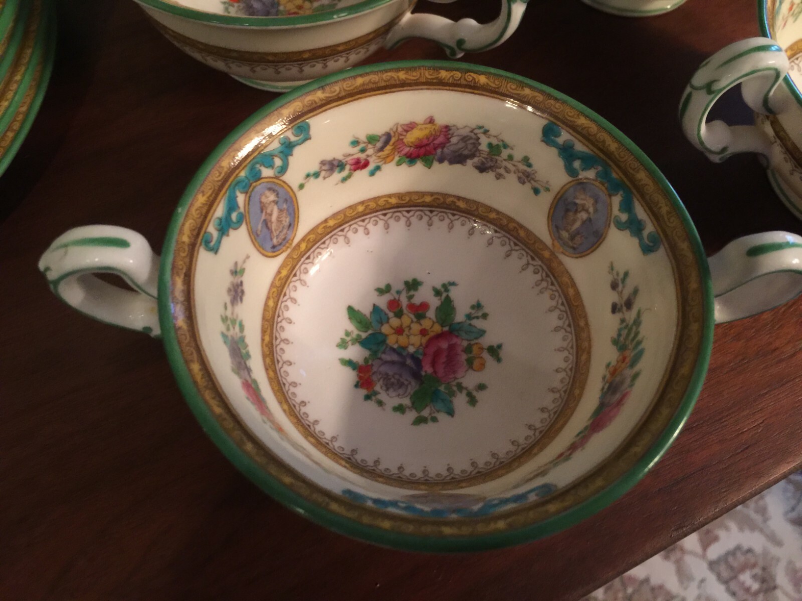 Wedgwood Sheerness Bouillon Cup & Saucer Set of 4 England Bone China Mint