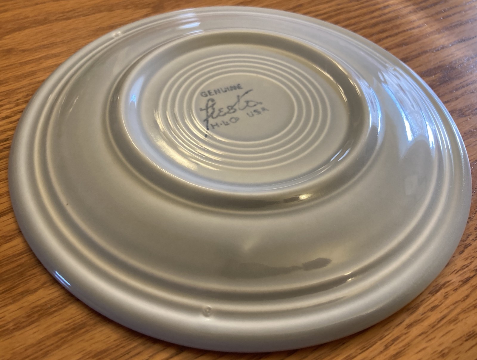 Vintage Fiestaware – 7″ (7 7/16″) salad plate in 1950s gray color (1951-1959)