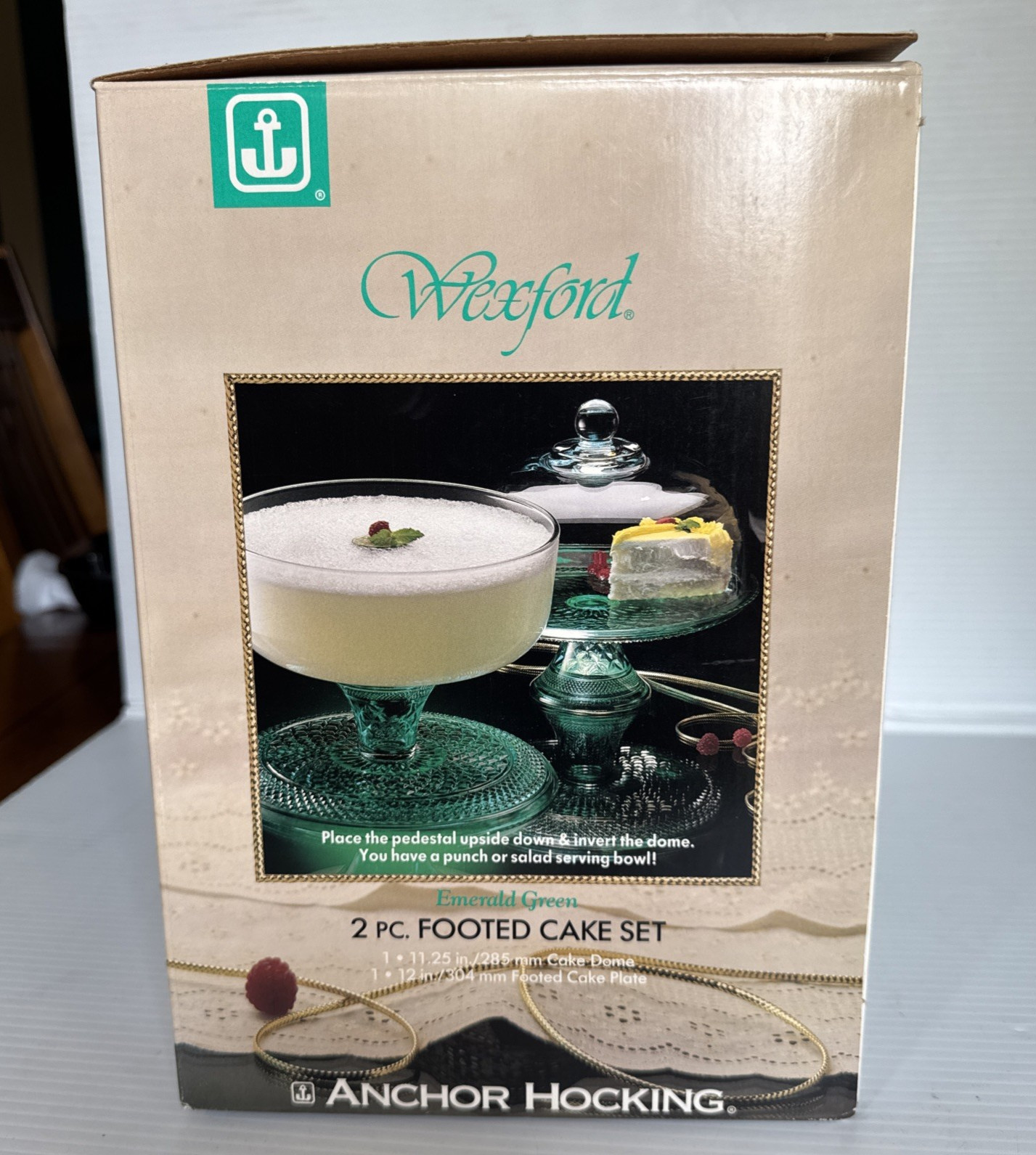 Anchor Hocking Vintage Wexford Glass Emerald Green Footed Cake Set w/Box EUC