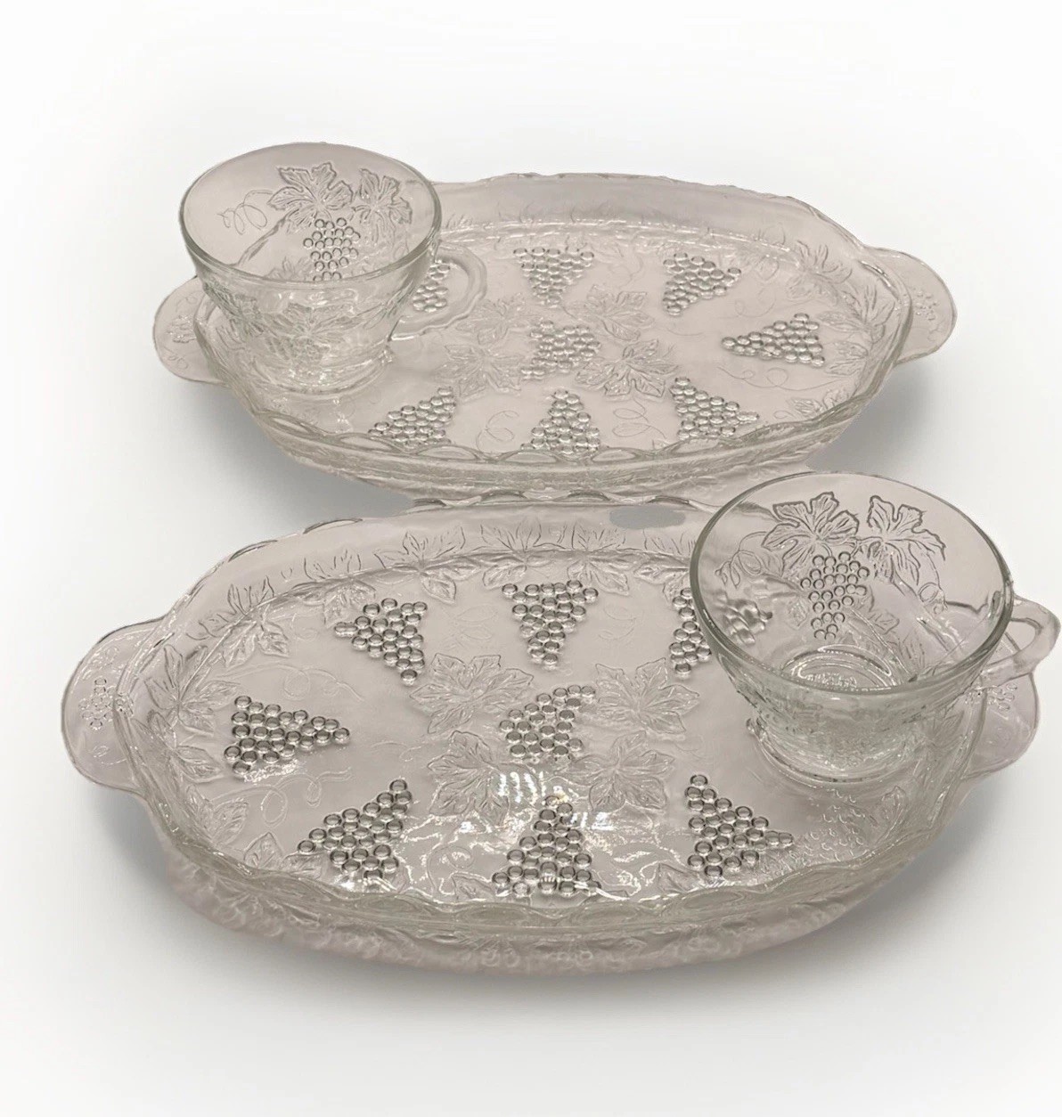 Vintage Anchor Hocking Glass Fruit Grapes Snack Set Trays & Cups Service For 2