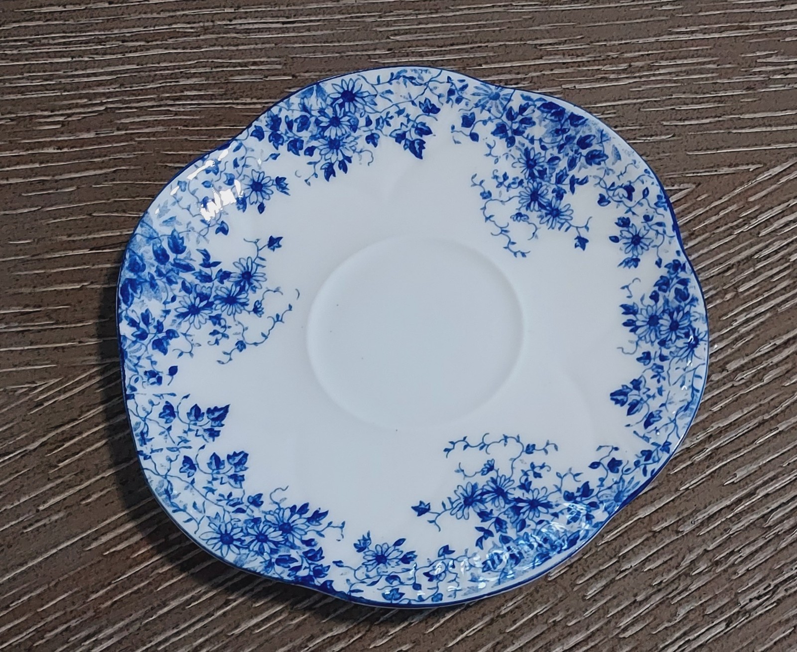 Shelley England “Dainty Blue” Fine Bone China Teacup & Saucer – Scalloped Shape