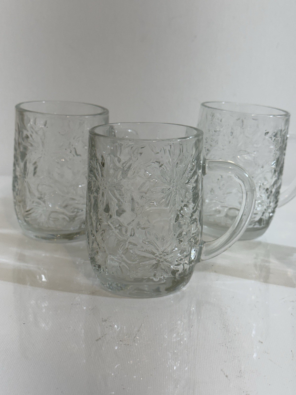 Princess House Fantasia Clear Coffee Cup Mug Poinsettia Set 4