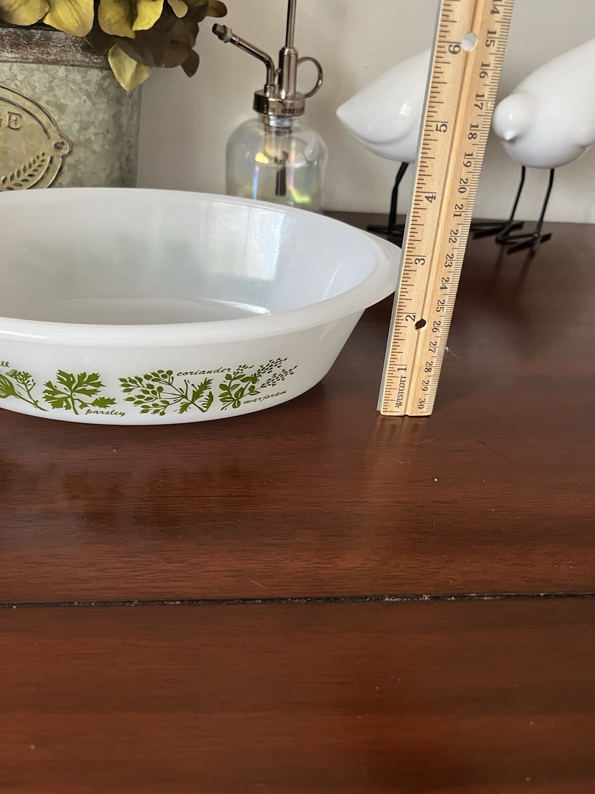 Glasbake Herb Garden 1 Quart Casserole Dish – Excellent Condition