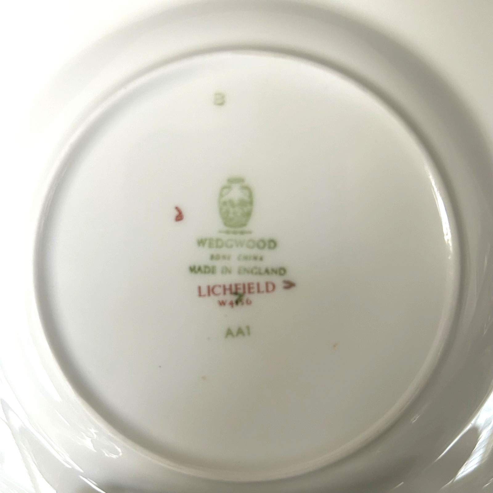 Vintage Mismatched Fine China Bread Dessert Party Plates – 4 Red Purple Florals