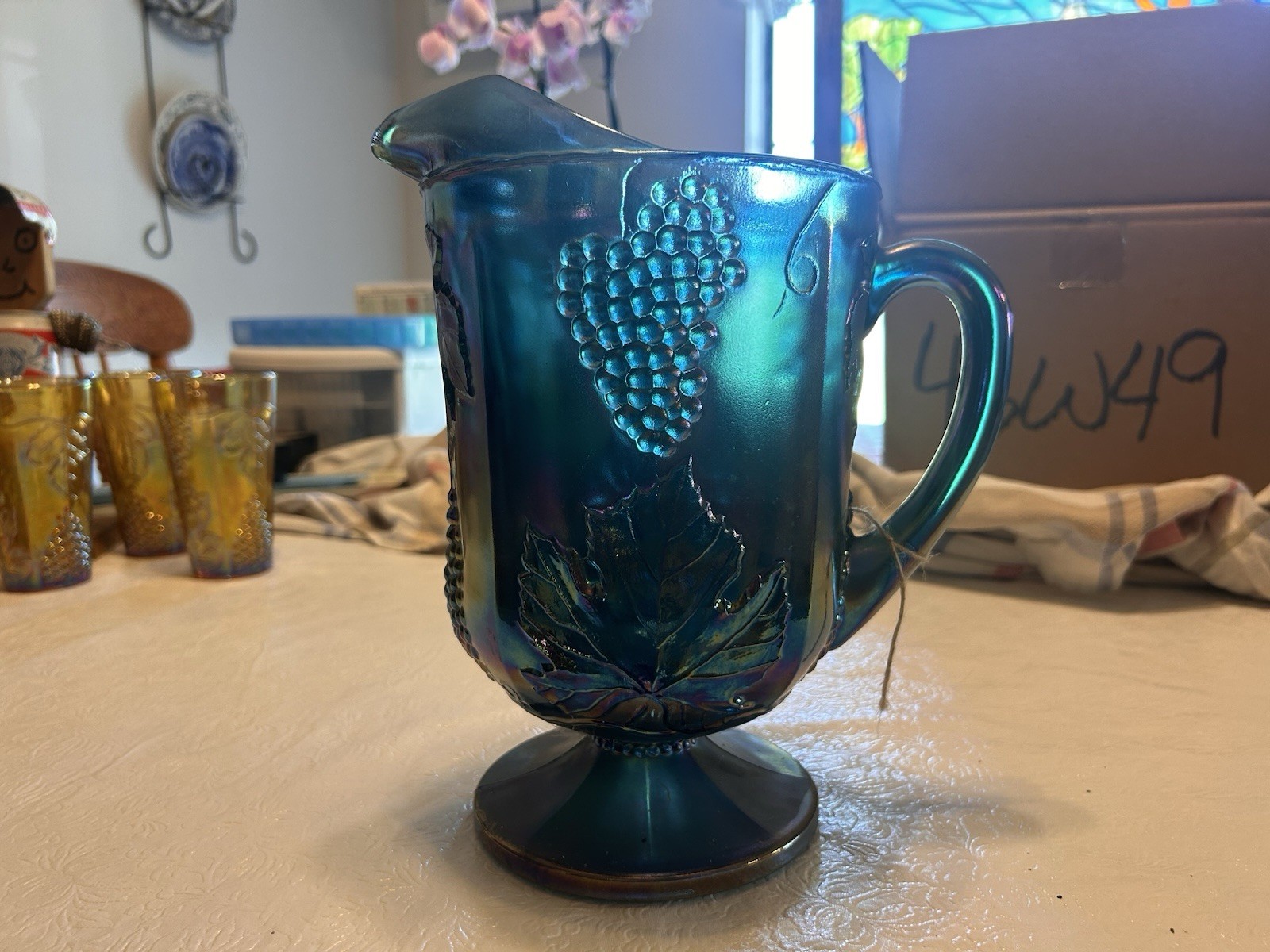 Vintage Indiana Colony Glass Grape Harvest Carnival Blue Pitcher 64 Oz