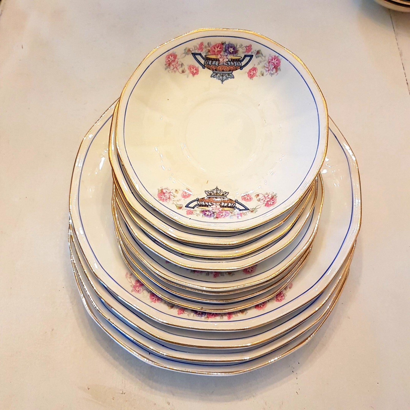 American Limoges Dishes LOT Blue Urn 20 pc Luncheon Service LIA-15 Sebring Ohio