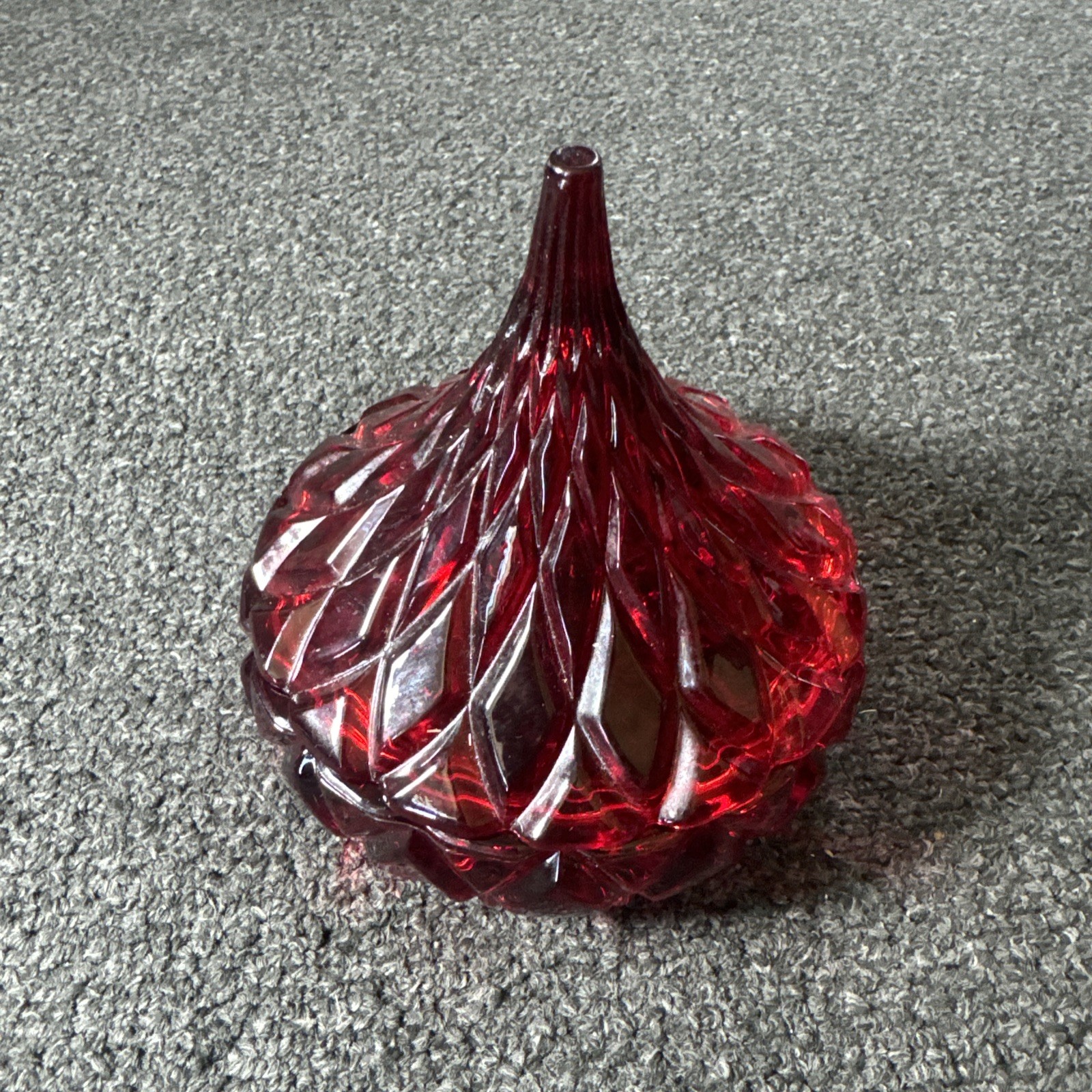 HERSHEY’S KISS Shaped Ruby Lead Crystal CANDY DISH Shannon Designs Ireland