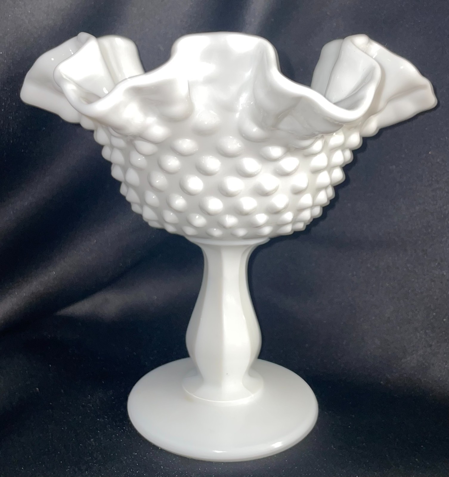 Fenton Milk Glass Hobnail Ruffled Pedestal Compote 6″ x 6″ 🌼 Vintage