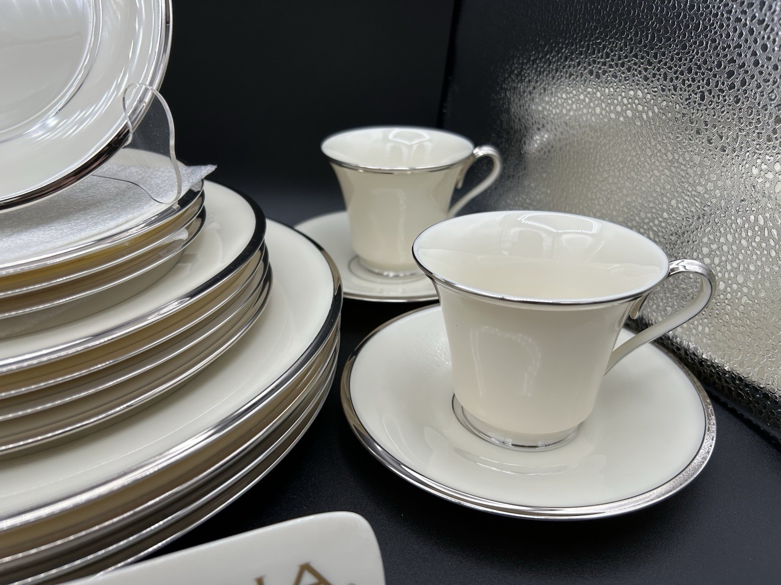 Lenox Solitaire~(Set of 4)~5 Piece Place Settings~1st Quality~Perfect~20 Pieces