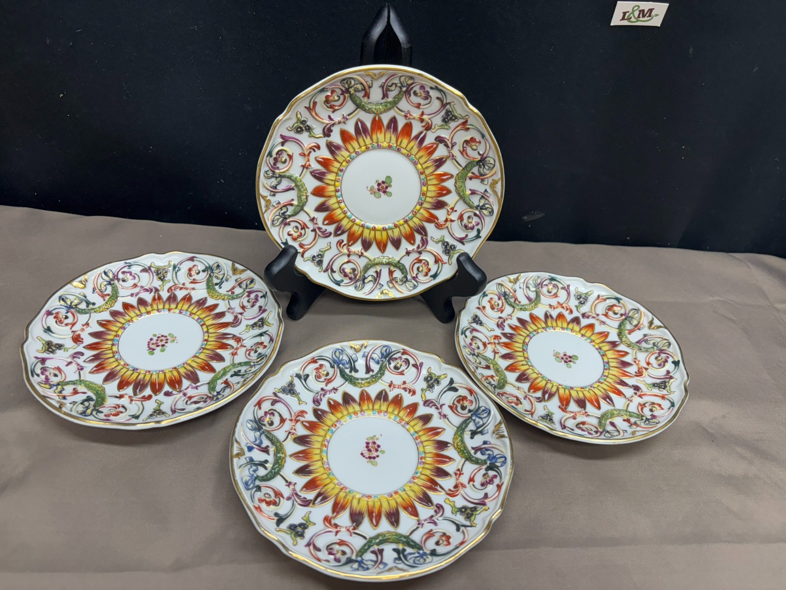 Capodimonte “CHERUBS” Antique Porcelain ~ Set of 4 ~ Dessert Plates ~ 5 3/4″