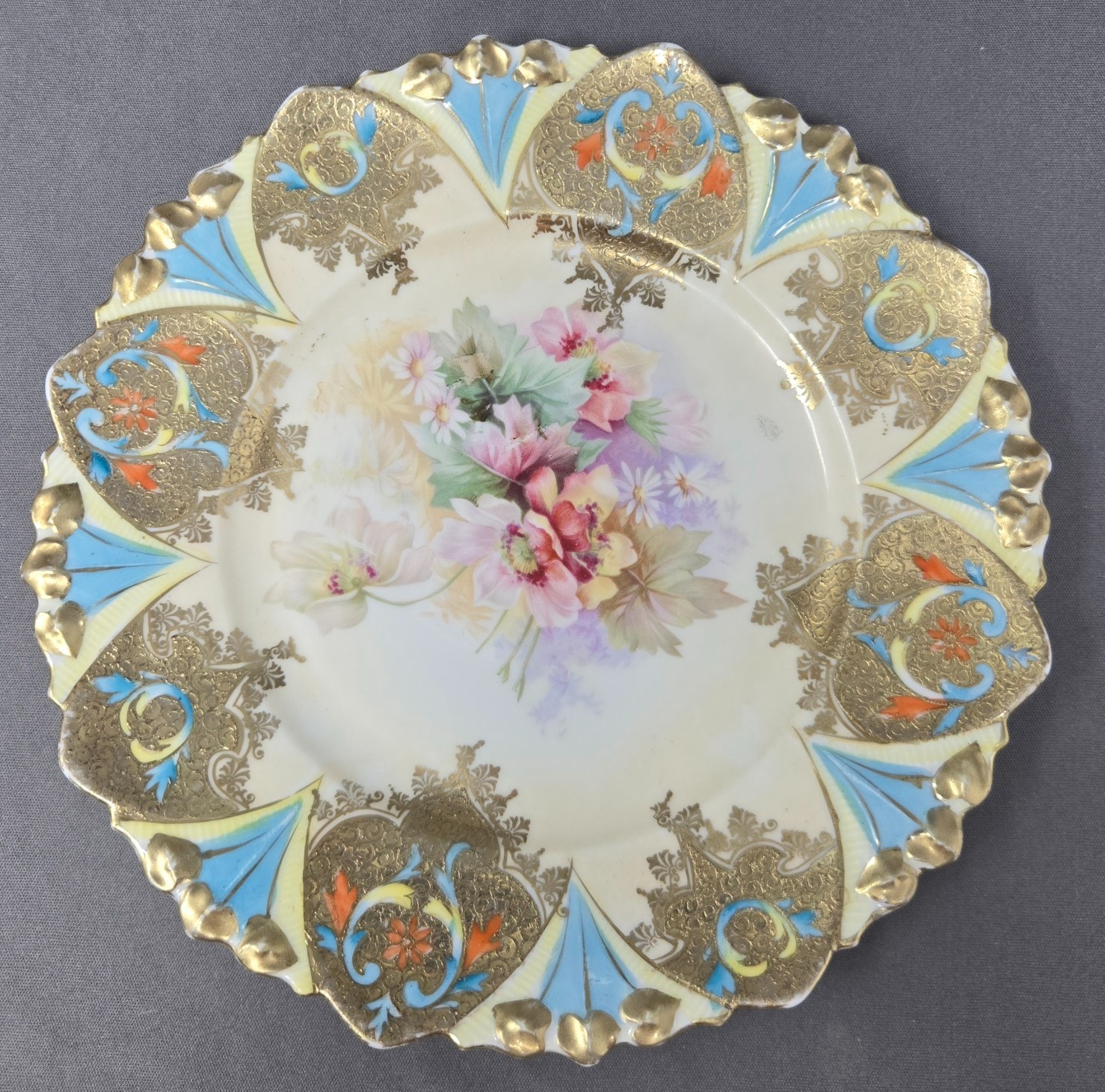 Unmarked RS Prussia Plate Lilly Pads & Scalloped Edge 8″