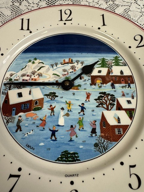 Villeroy & Boch Design Naif Christmas Winter 10″ Plate Wall Clock Gerald Laplau