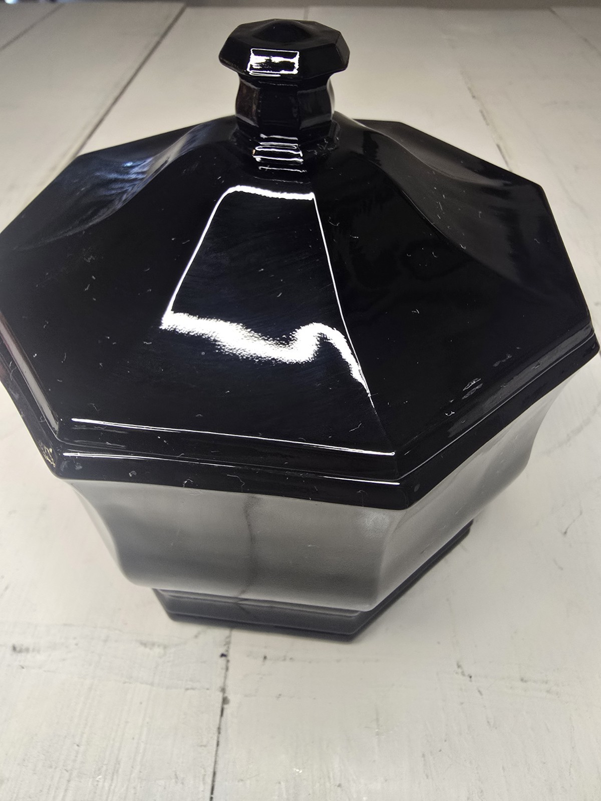 L.E. Smith Black Amethyst Glass Octagon Covered Candy Jar