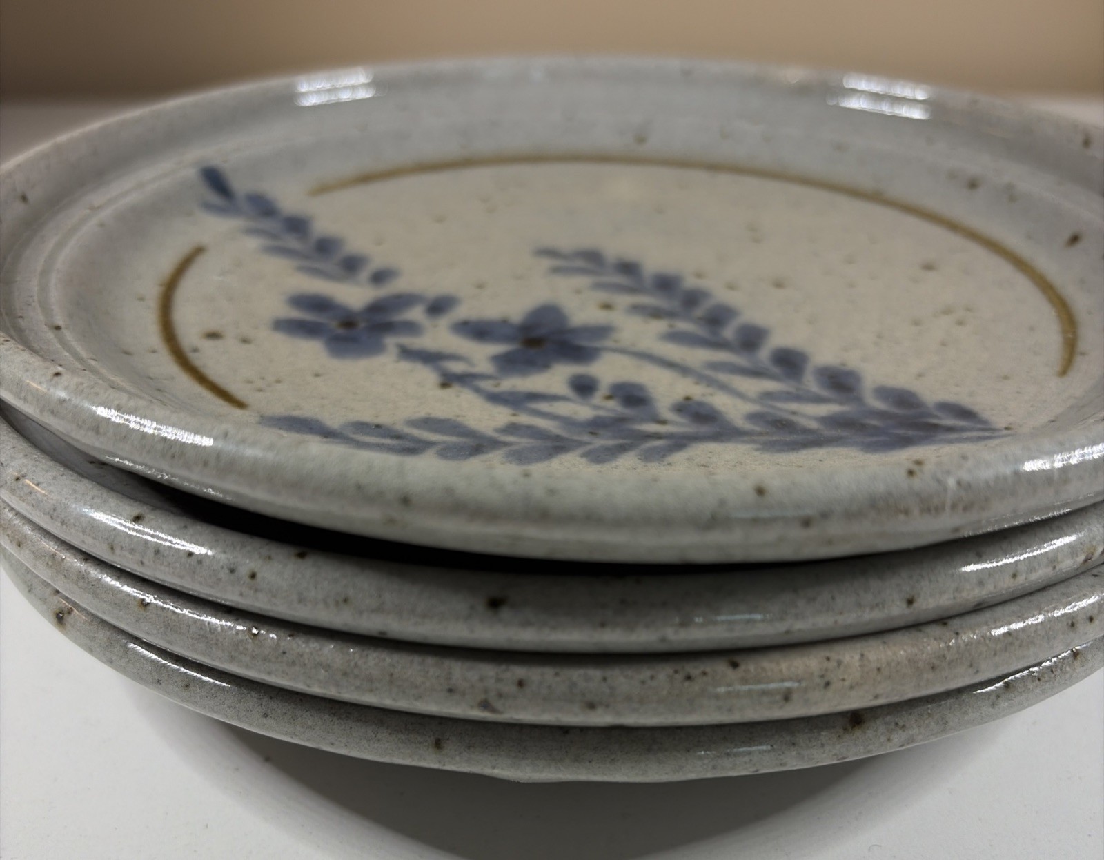 Signed Handmade Pottery 7.25″ PLATES Botanical Floral Rustic Speckled Stoneware