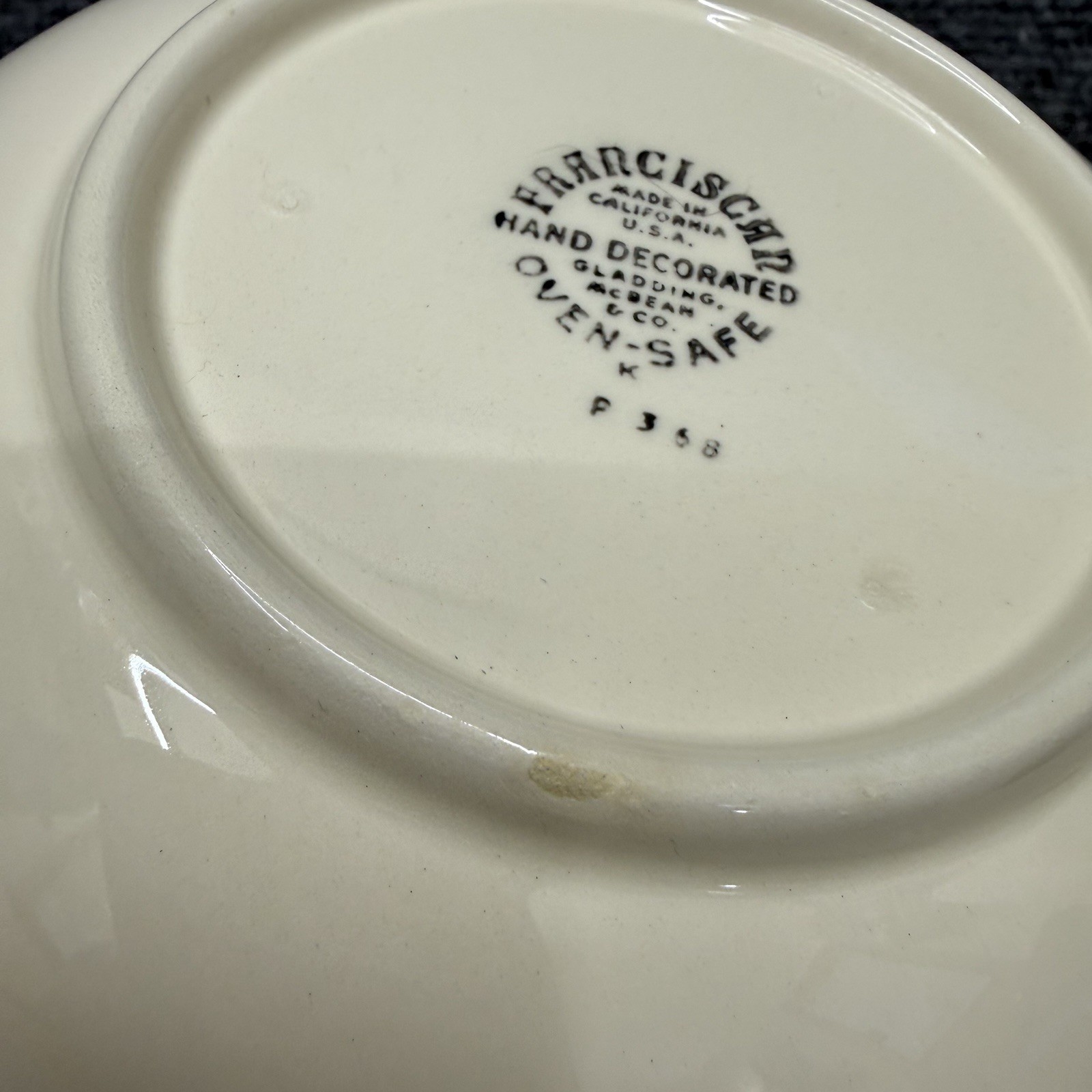 Vintage Franciscan Desert Rose Earthenware serving bowl 8″ USA California