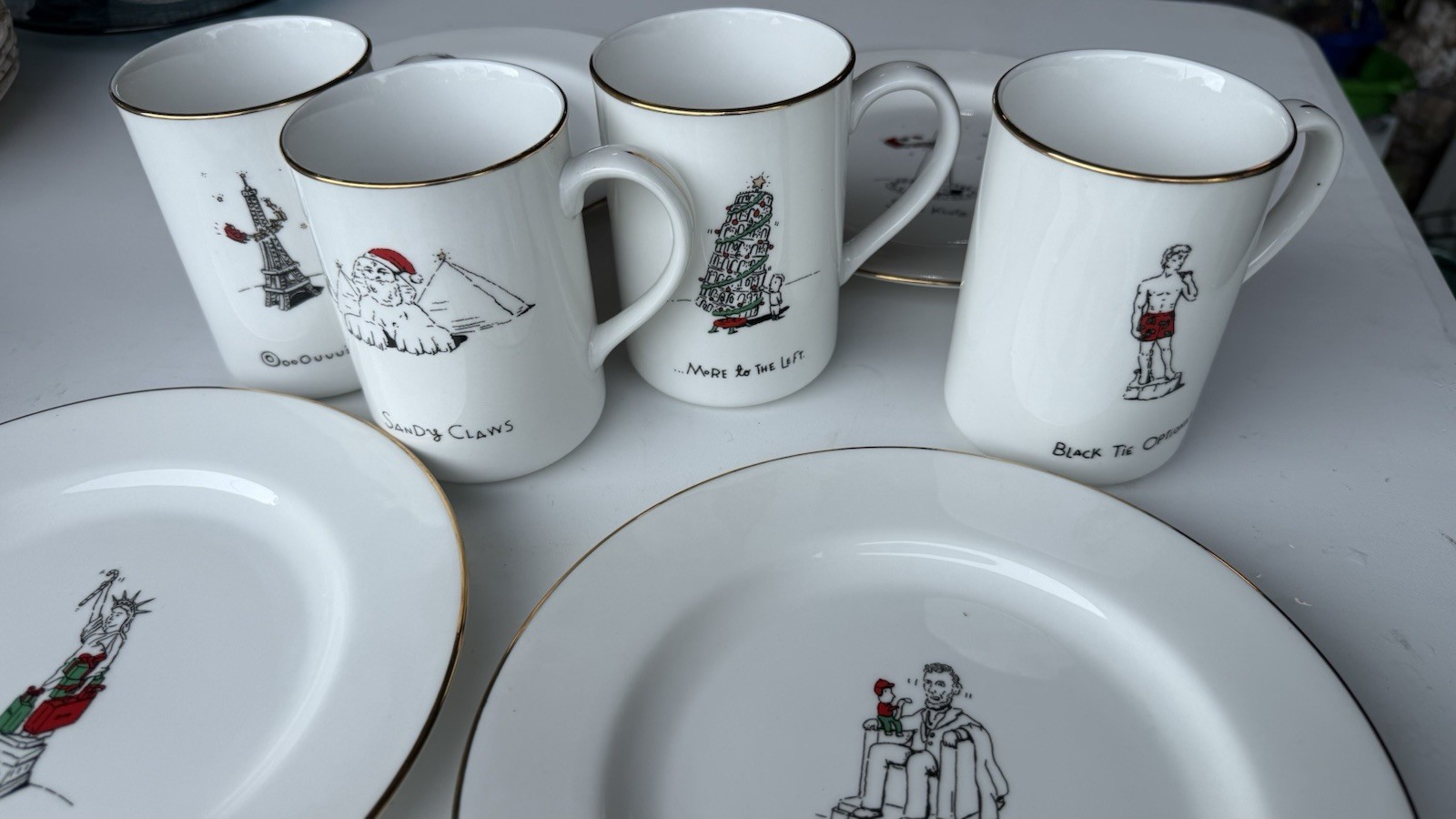 Ceramic White & Gold Humorous Christmas Dinner Set, 4 Plates & 4 Cups