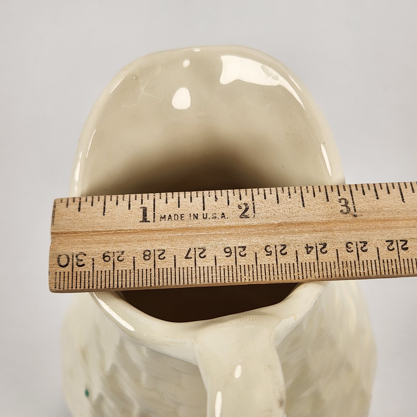 VTG Ceramic Cream Off-White Basketweave Pitcher Farmhouse Twisted Handle 7.25″
