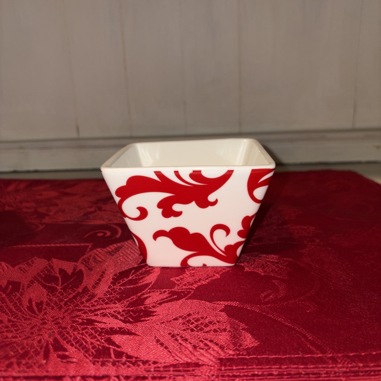 Ciroa Red Bowls Porcelain 4” Appetizer 4 Piece China Simple Serve Dessert Dip!