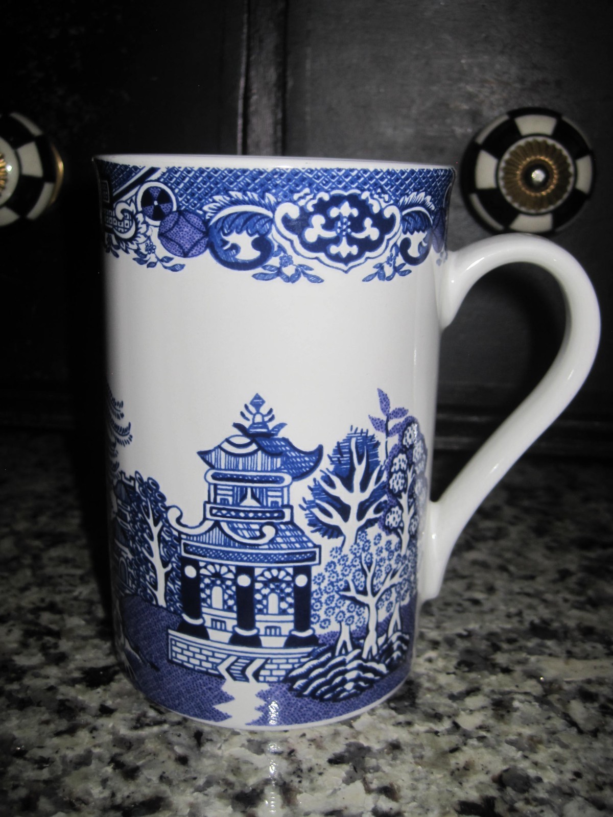 Blue Willow Blue & White Royal Cuthbertson Mug Cup 4.5 x 3 inches EXCELLENT
