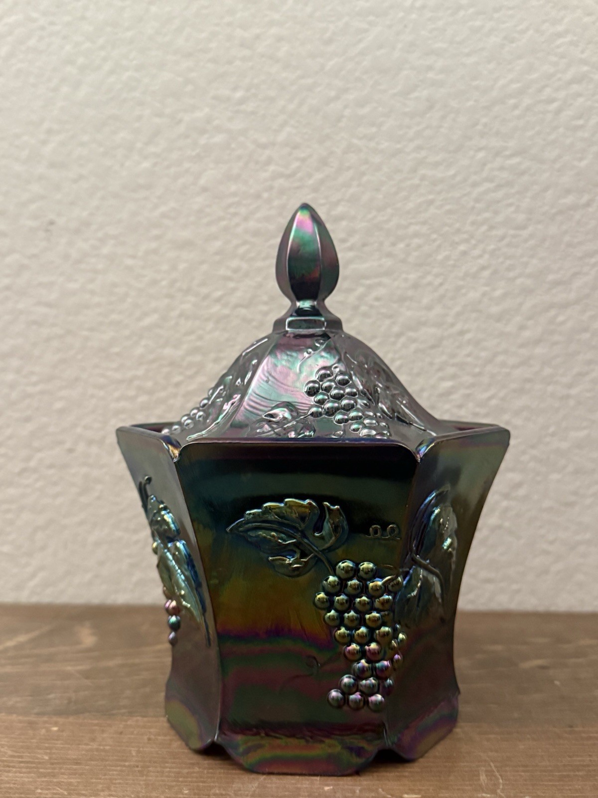 Fenton Carnival Glass Grapes Candy Dish With Lid Hexagon Shape Iridescent Finish