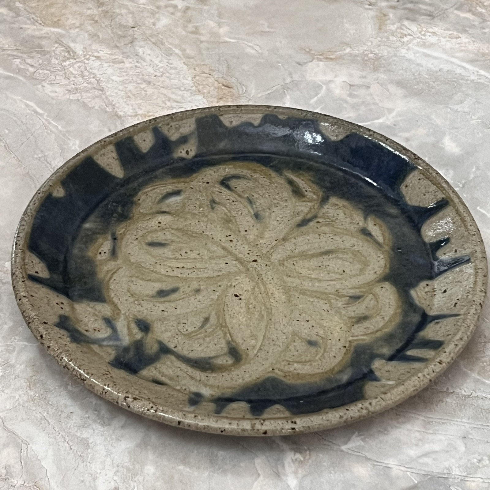 Studio Art Pottery Decorative Plate 8.5″ Hand-Painted Floral Taupe Blue Design