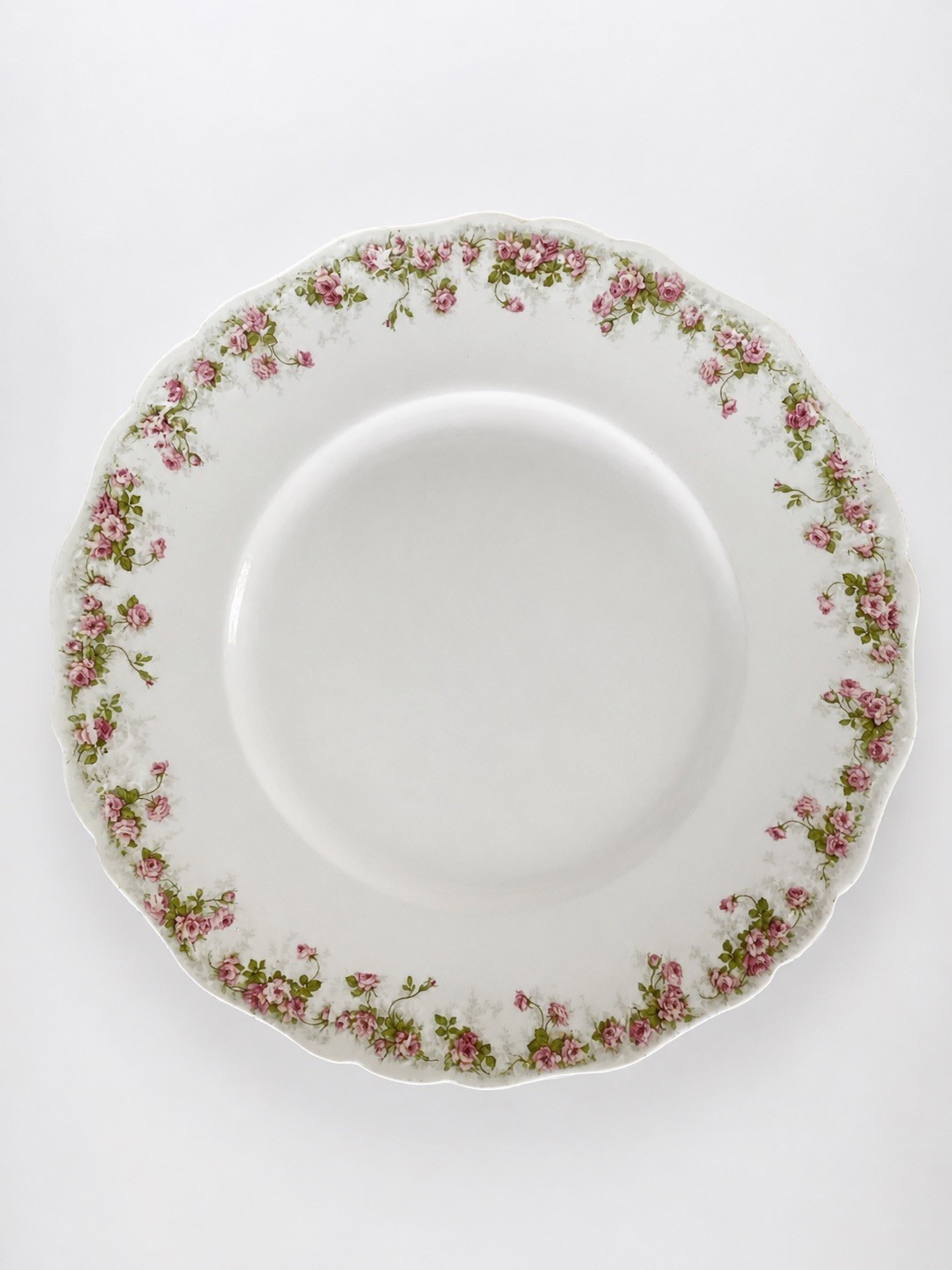 Antique Bassett Royal Porcelain England E. VII Trailing Rose Garland 10″ Plate