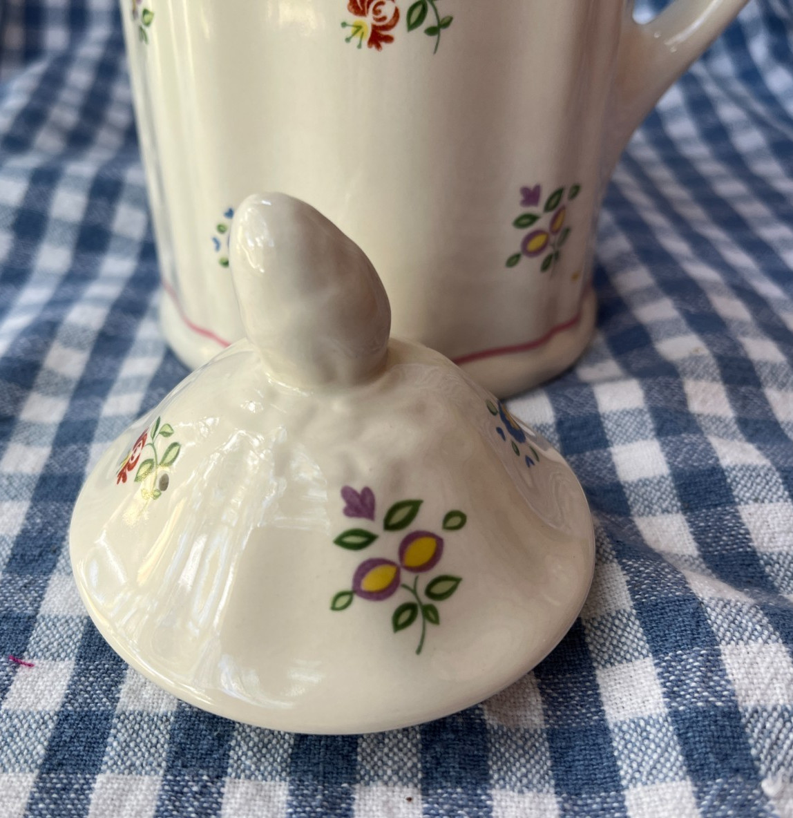 VINTAGE ~ “ALICE” EXCLUSIVE TO LAURA ASHLEY ~ 4 CUP COFFEE POT & LID ~ ENGLAND