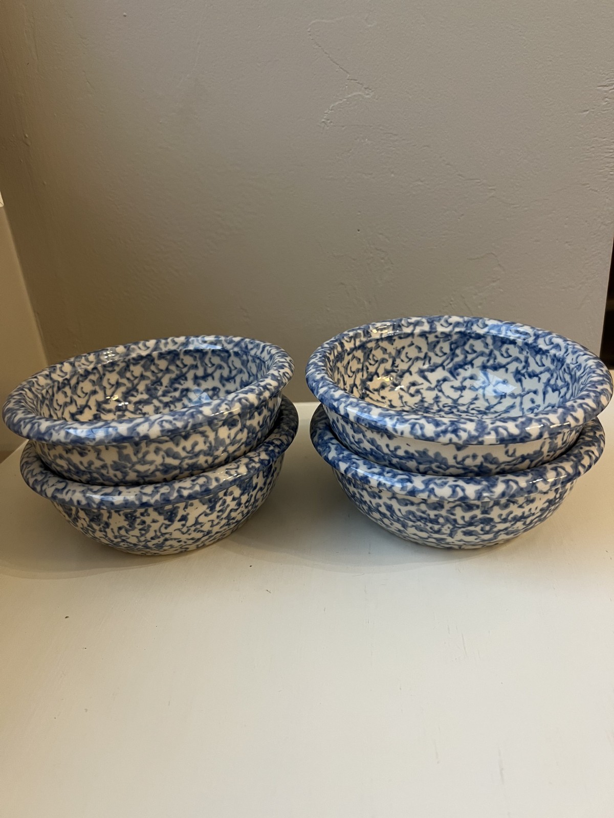 4 Workshops of Gerald E. Henn Blue Spongeware 6 1/2 inch Cereal Bowls