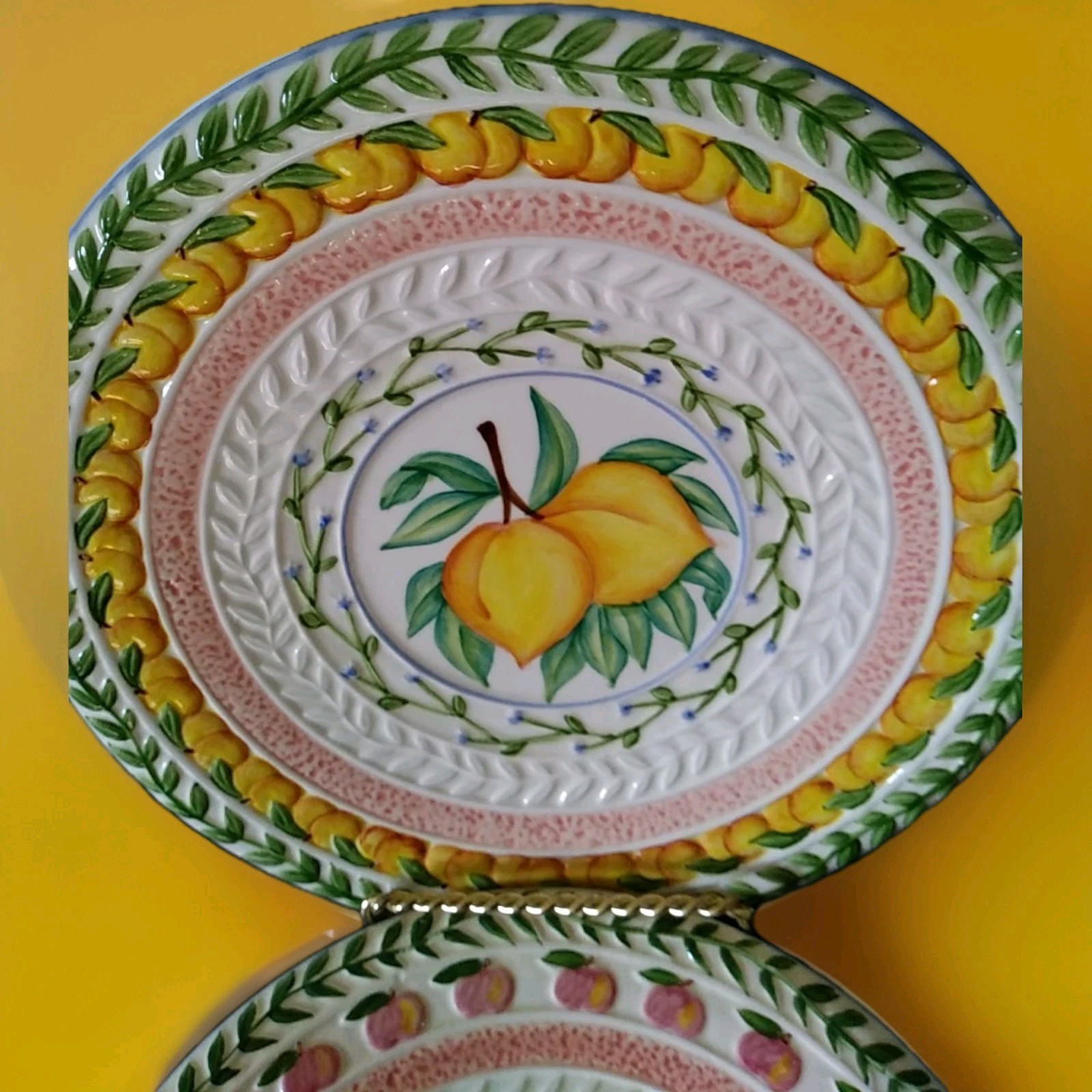 Strata Group Fresh N Fruity Hand Painted 3D Design 8.75″ Plates, Set of 6