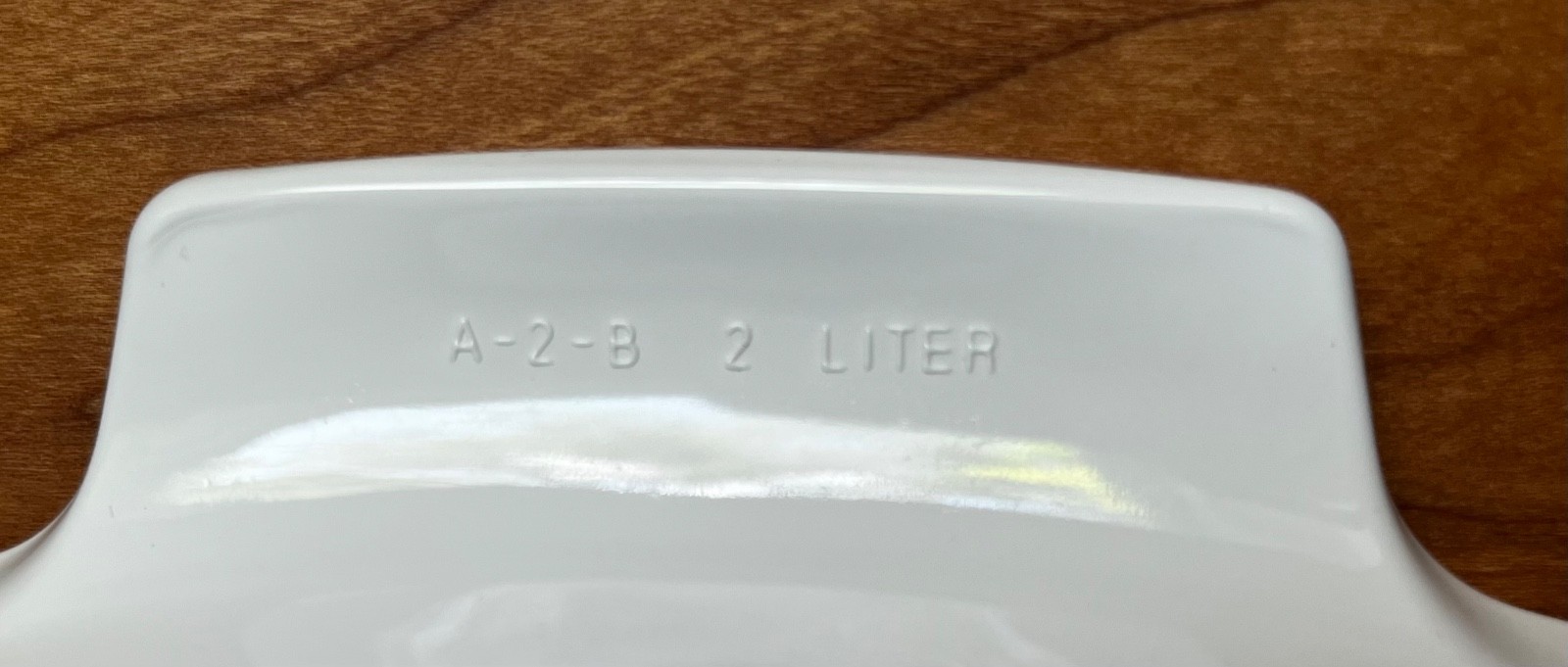 Corning Ware Shadow Iris A-2-B, 2 Liters with A-9-C Pyrex Lid Casserole Dish