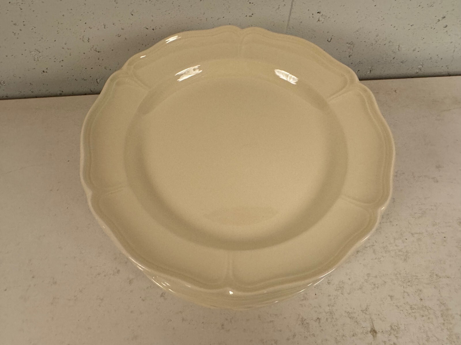 Wedgwood Porcelain Queens Shape Set of 12 Dinner Plates 10 1/4″