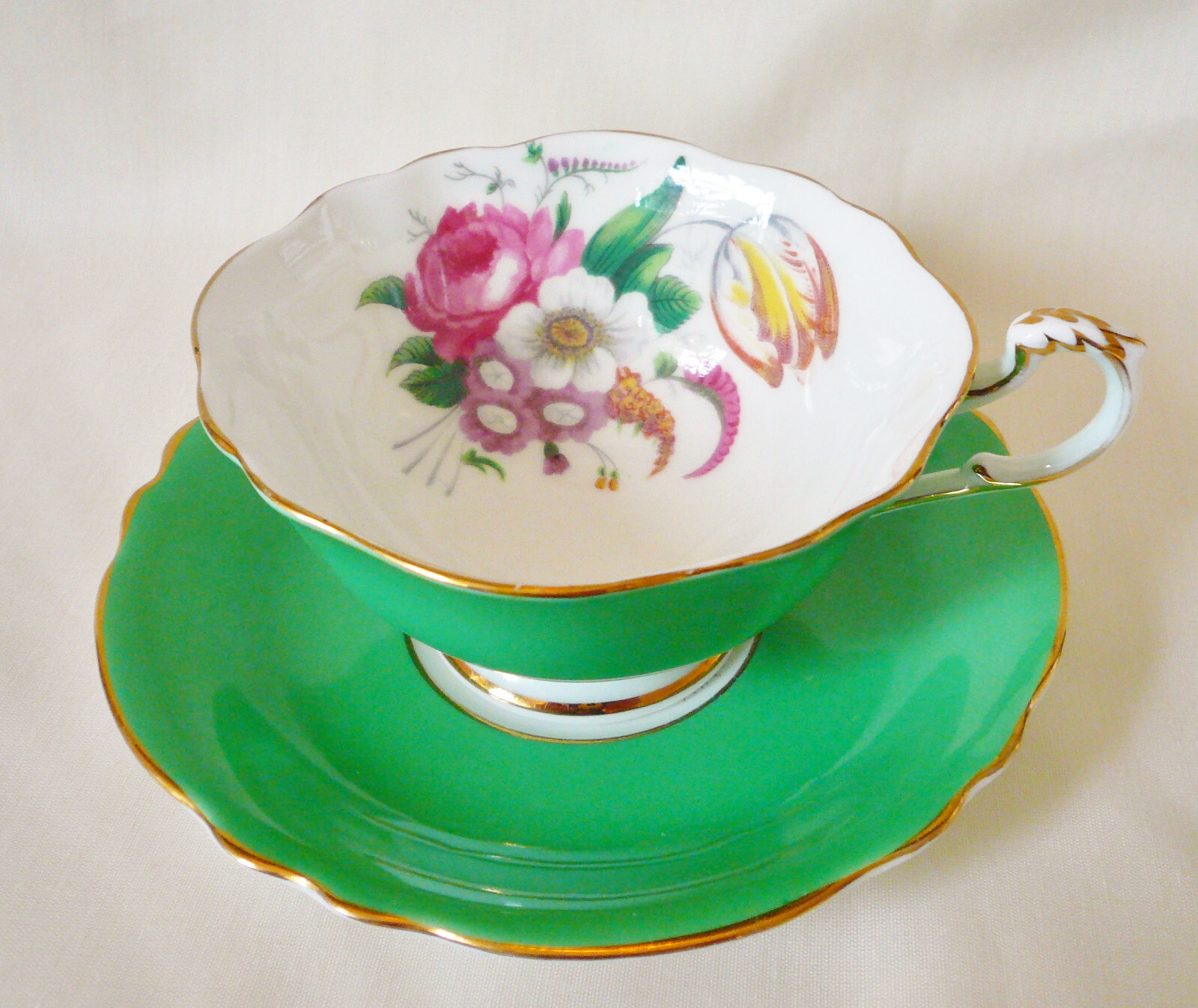 Paragon England Double Warrant Teacup MIXED FLORAL Green White Tea Cup Saucer