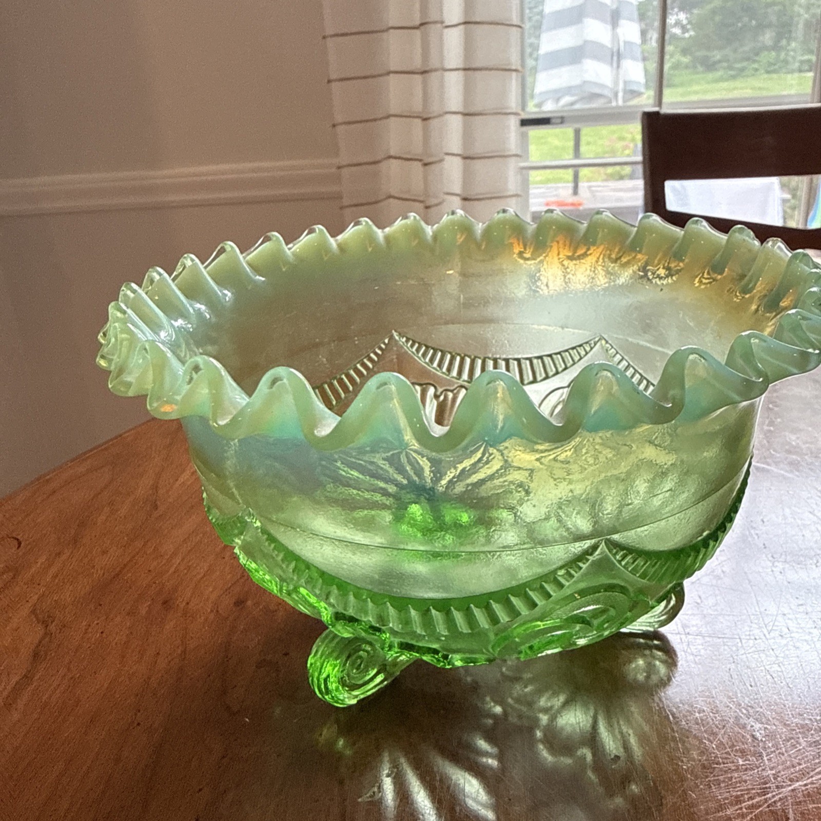 JEFFERSON #208 RUFFLES and RINGS green opalescent glass DEEP footed BOWL ~1905