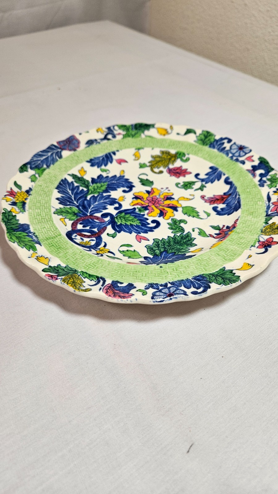 Vintage Copeland Spode “Byron” 7.75 in salad/bread and butter plate SP 2-8310