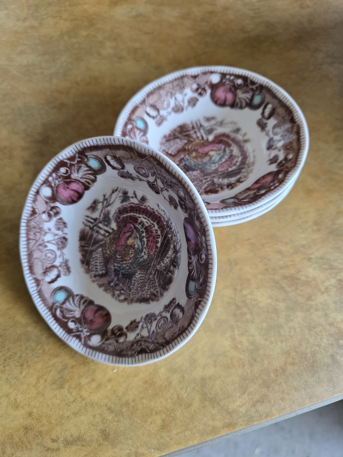 (4) Johnson Bros His Majesty 5 1/4″ Fruit Berry Bowls Turkey Design England