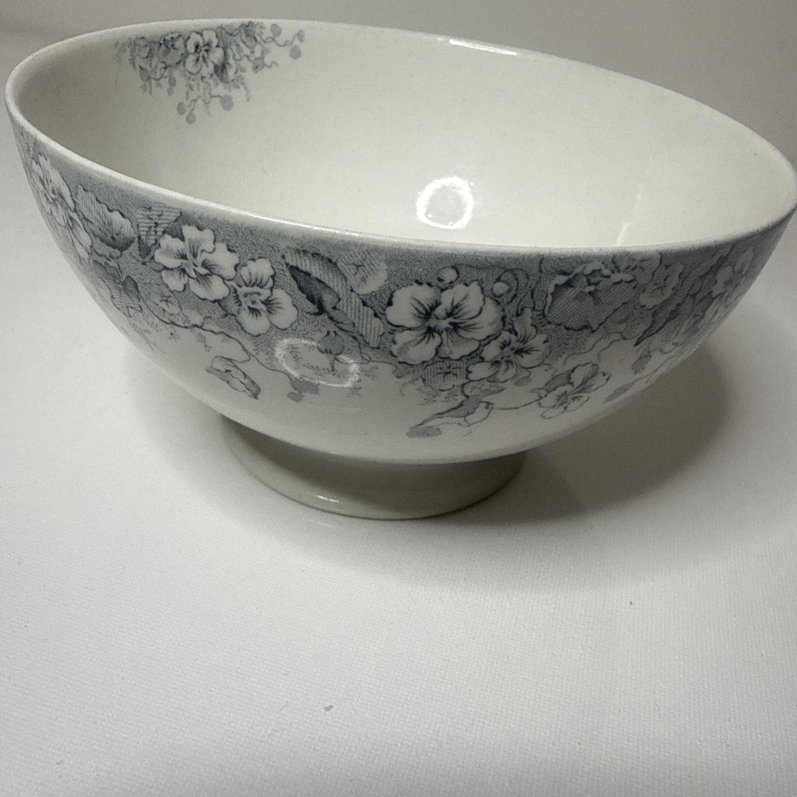 RARE Antique 1893 British Transferware Bowl – “LUCANIA” Pattern (Rd No 211725)