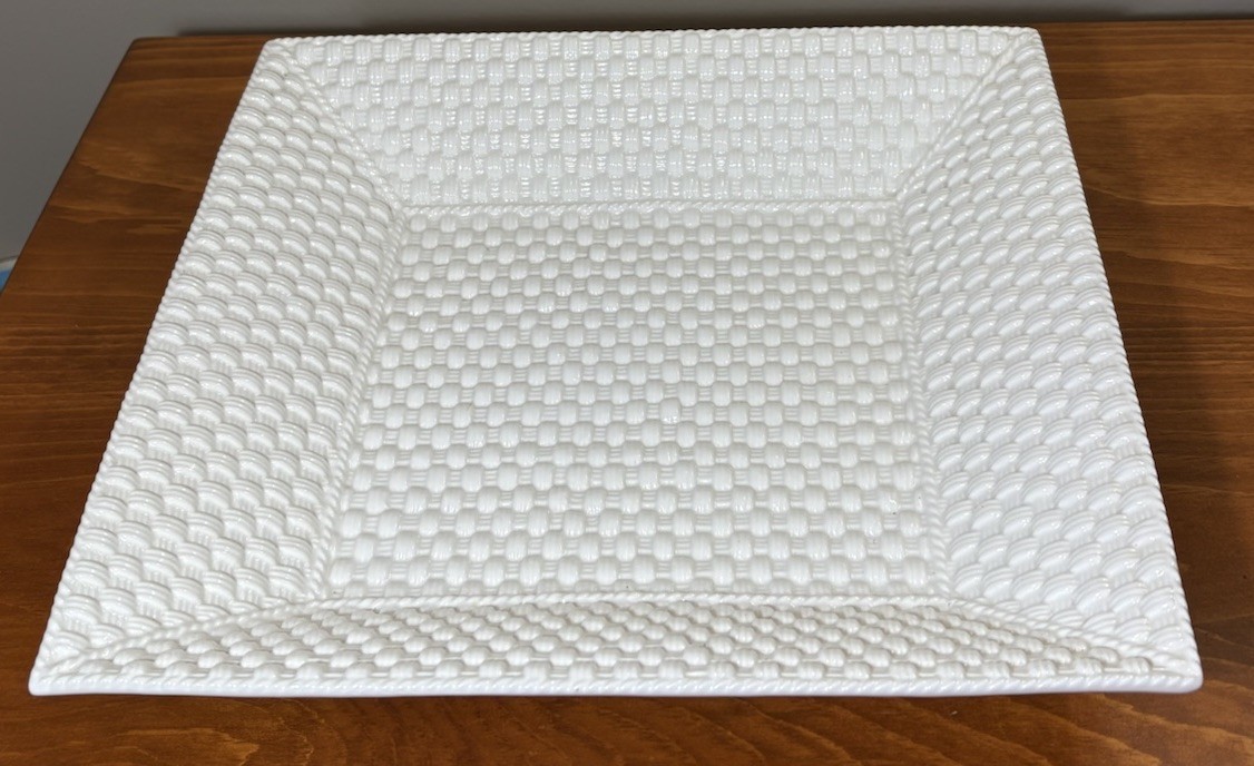 Tiffany & Co. 1994 Weave Collection Irish Bone China 12″ Square Serving Bowl