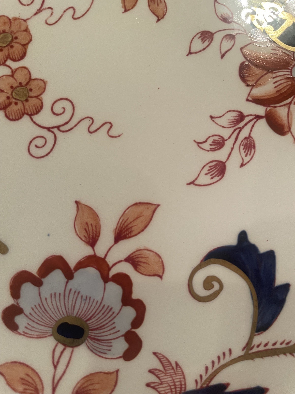 Fresian Imari Dinner Plate England Diameter 10 1/2 Inches Vintage 1920s
