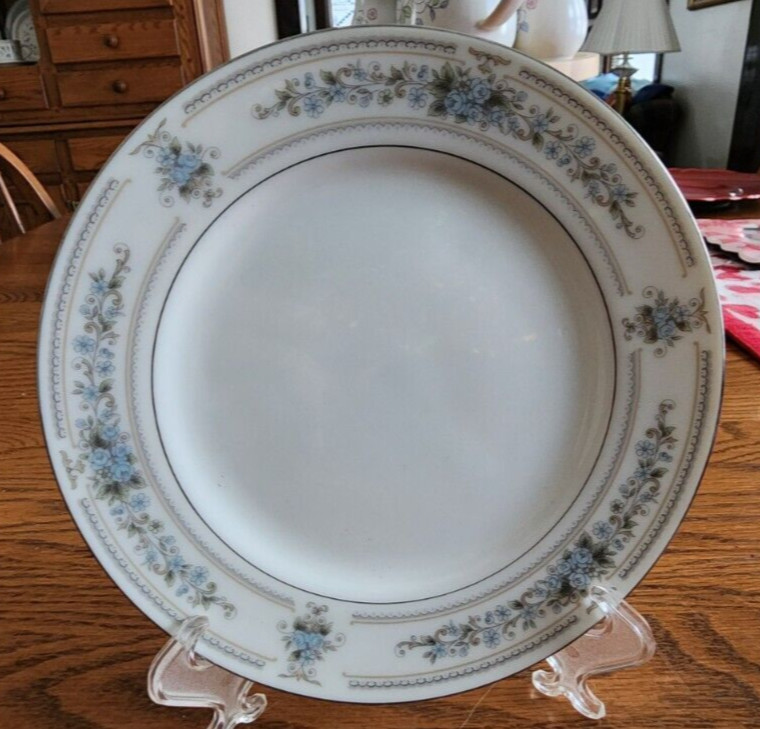 Elington Bread Dessert Plates 6 1/4″ (pairs) Wade Porcelain White Blue Platinum!