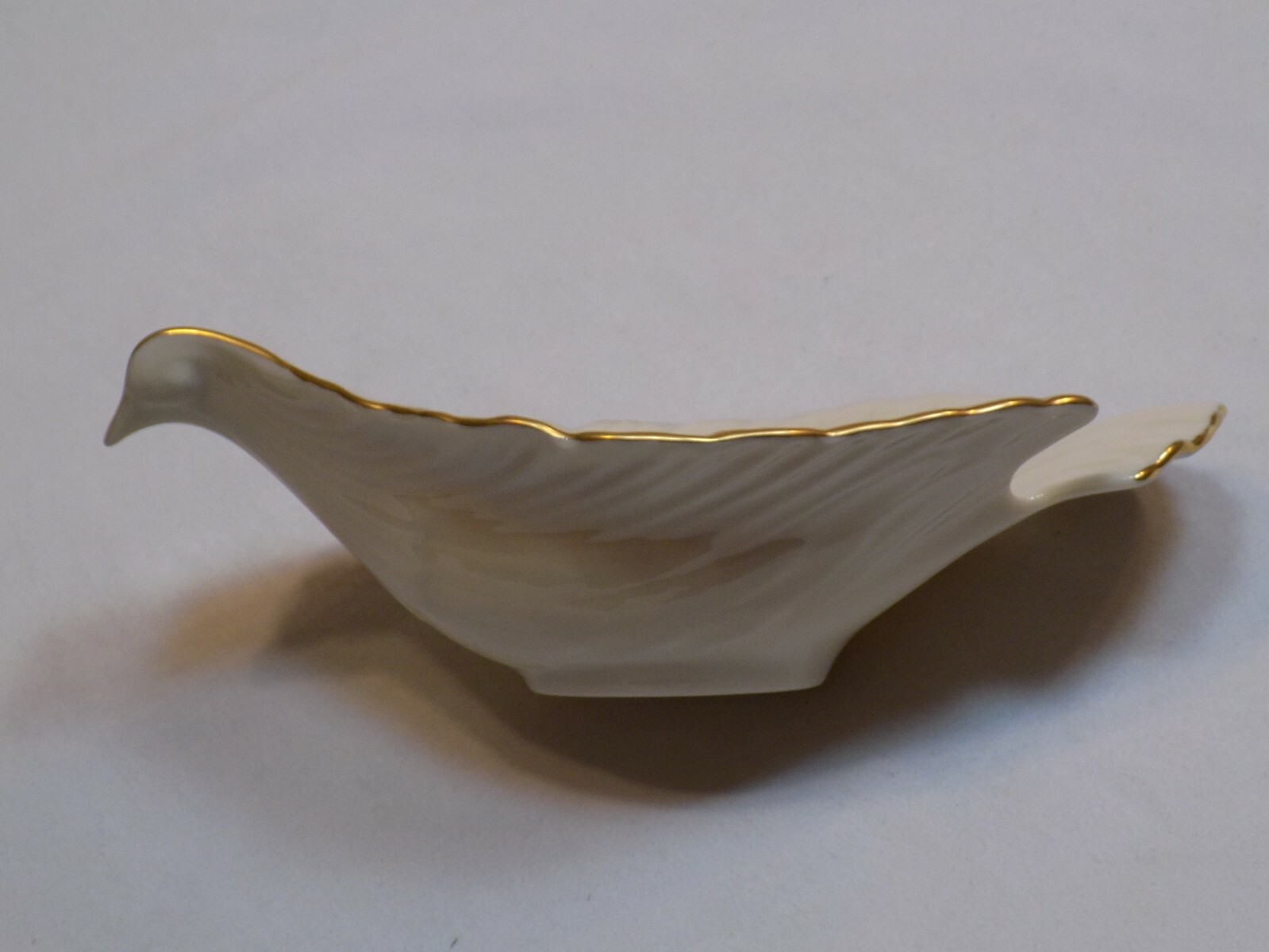 Lenox China Bird Server Serving Open Candy Bowl Dish Gold Rim Ivory Gold Trim 8″