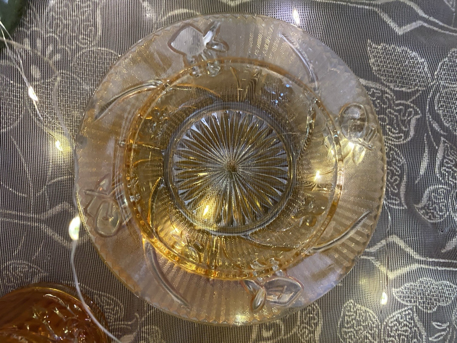 Jeanette Glass Iris And Herringbone Carnival Glass Marigold Butter Dish