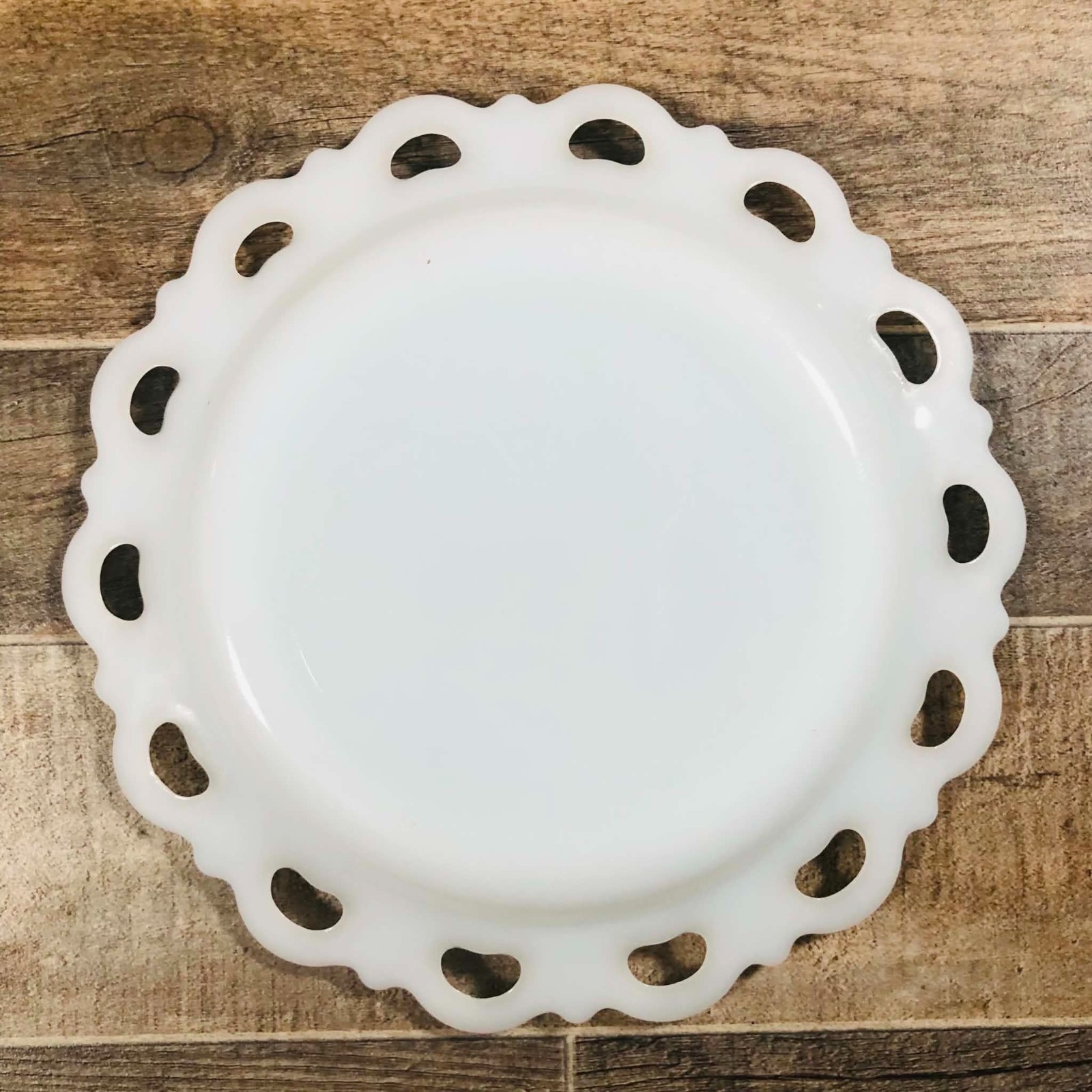 Vintage Anchor Hocking Milk Glass Open Lace Heart Border Plates Set of 5