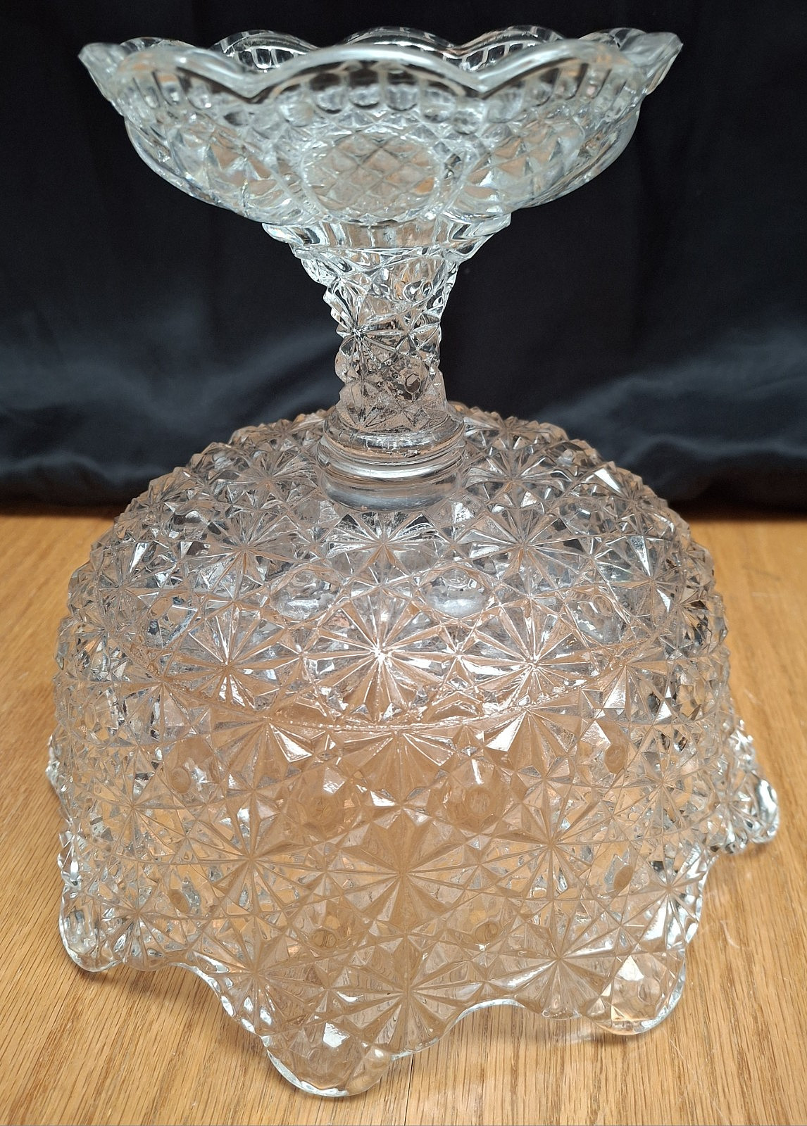Early AMERICAN BRILLIANT 24 % Crystal Glass Antique Daisy Button Pedestal Bowl