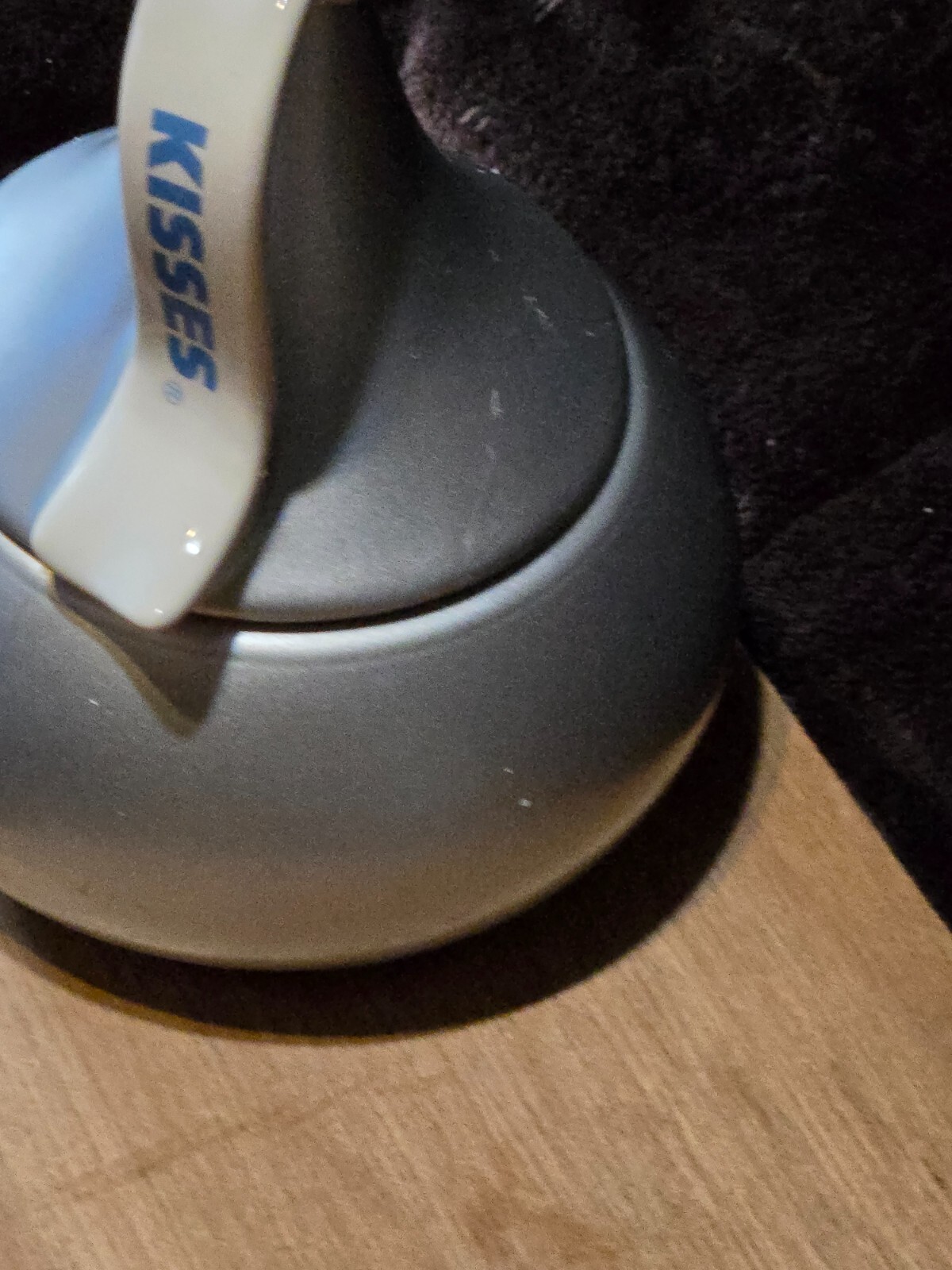 Hershey’s Kisses Silver Ceramic Candy Dish Bowl With Lid 2006