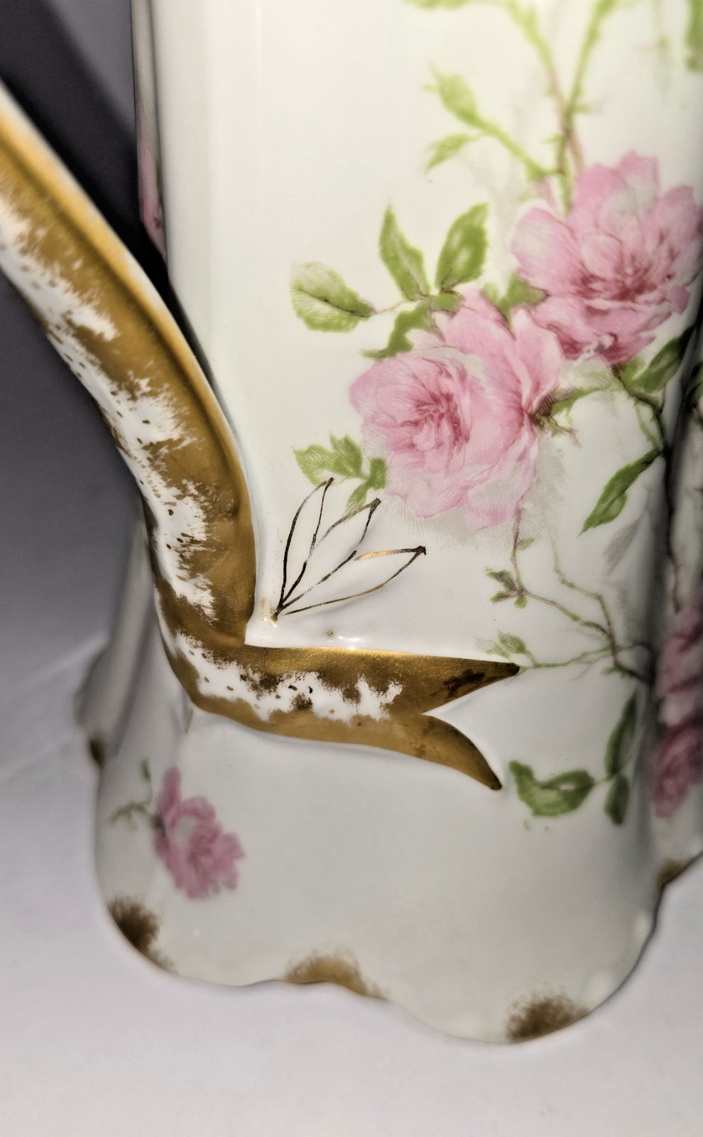 Limoges Haviland – Baltimore Rose – 9 in. Pink Schleiger 1151 Pitcher / Tankard