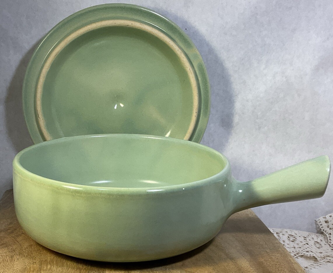 LA SOLANA SOLANAWARE HANDLED POTTERY DISH #3- SCOTTSDALE,AZ WITH LID EUC