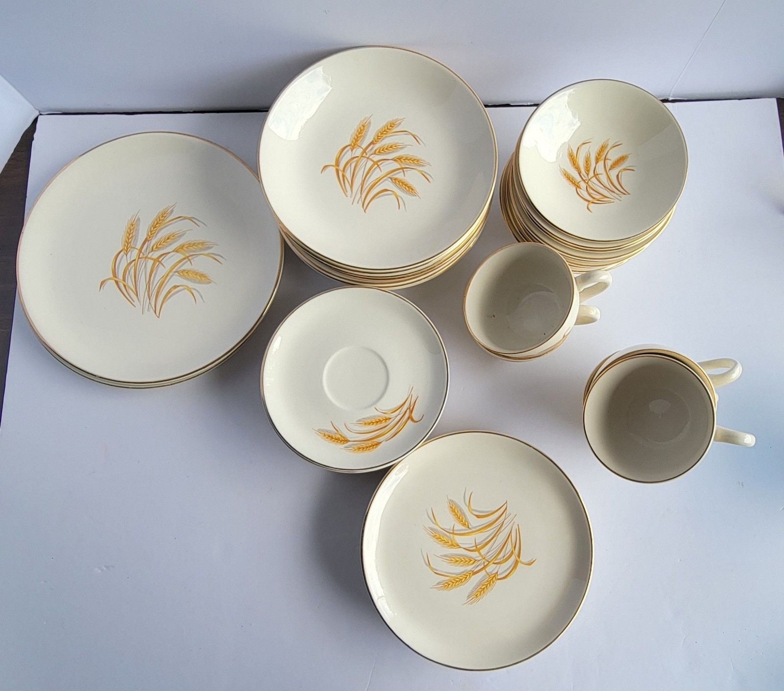 Vintage Golden Wheat 22K Gold Oven Proof Dinnerware Set