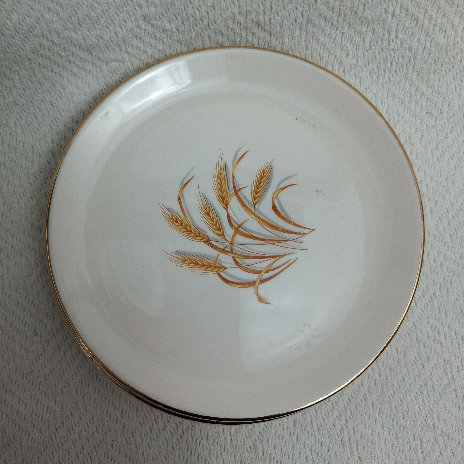 Golden Wheat Dish Set by Homer Laughlin, 16 Pieces