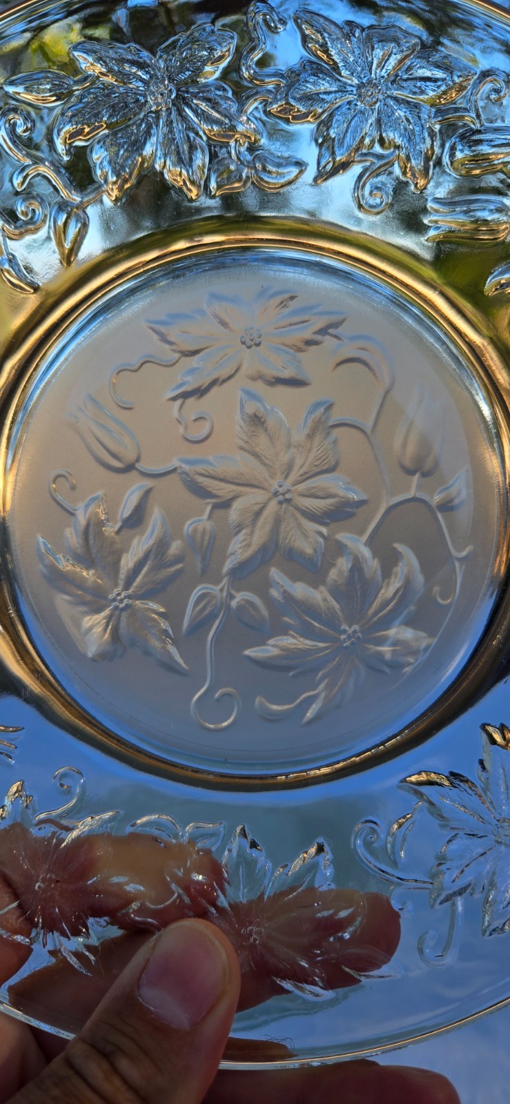 Set of 8x Princess House Fantasia Frosted Glass Crystal 8″ Dessert Salad Plates