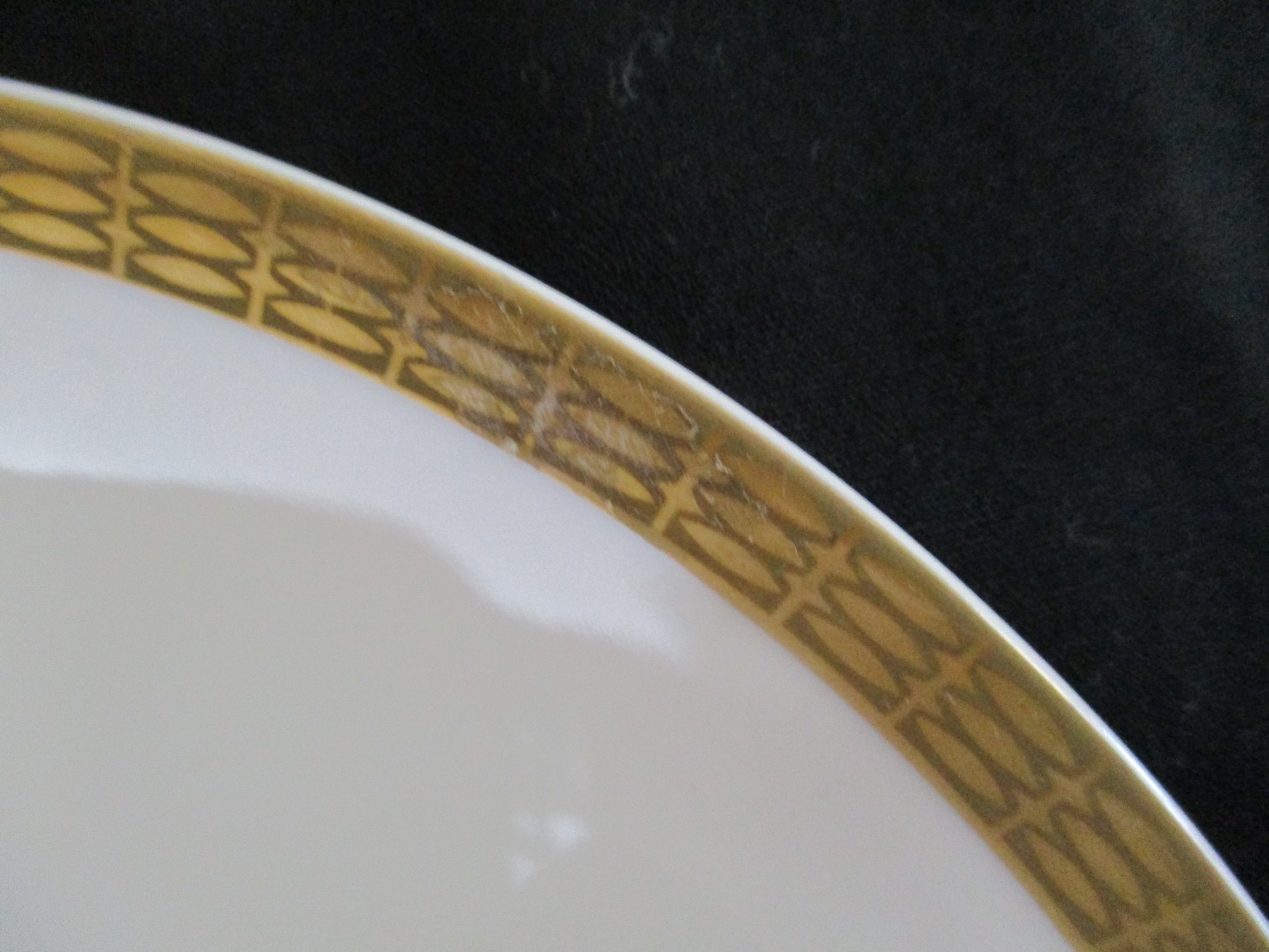 4 Vtg Gourmet’s Bavarian China Golden Elegance 7″ Plate White Gold Band Germany
